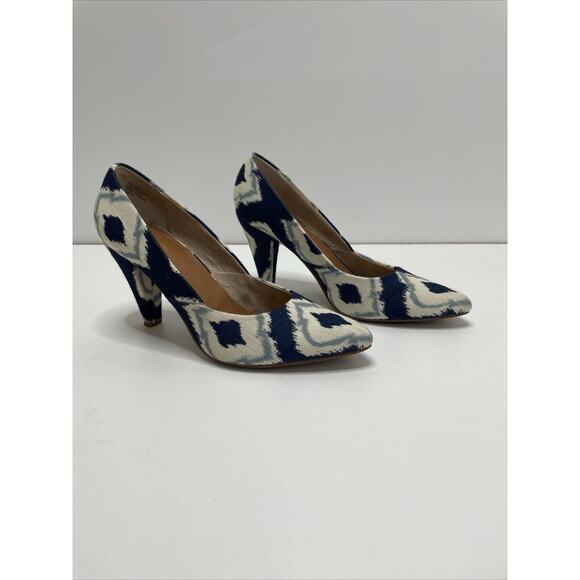Women’s Seychelles Fabric Heels‎ SIZE 9 Anthropologie Aztec Blue Shoes Pumps - Picture 12 of 15